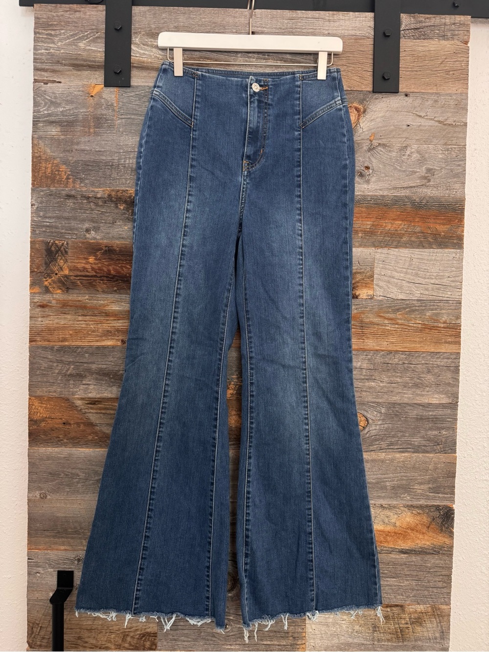 Free People We The Free Curvy CRVY Wide Flare Leg Jeans Raw Hem